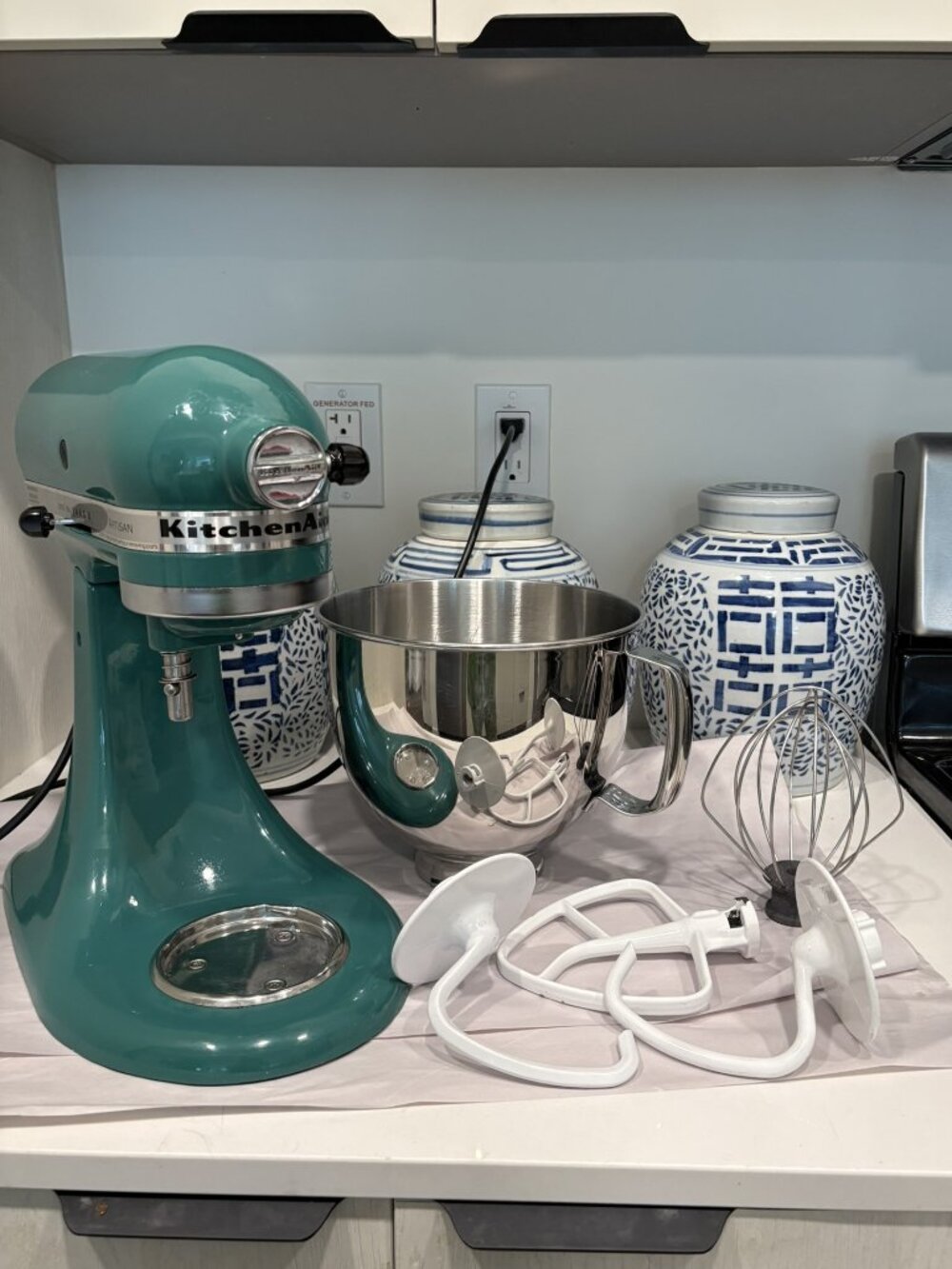 KitchenAid Artisan 5 Quart Stand Mixer Bay Leaf KSM150PSBL With Attachments